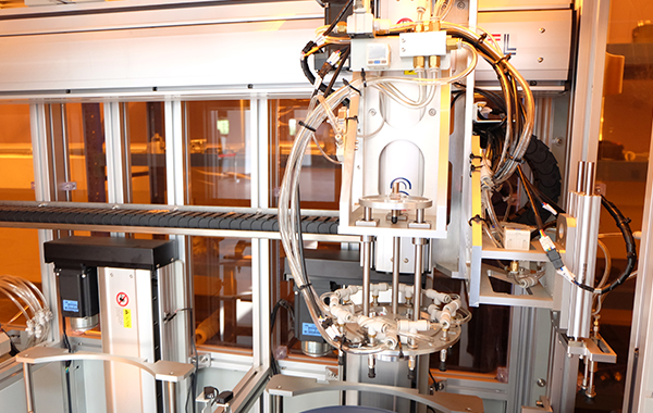 产品、解决方案与服务