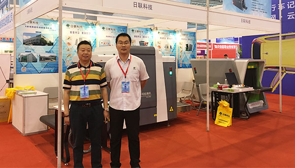 日联科技智能云应用X光安检技术凸显成都安防展创新趋势